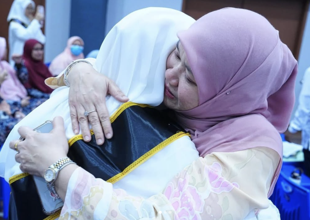 fadhlina sidek